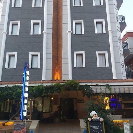 Atlantis Otel Ґумулдур Екстер'єр фото